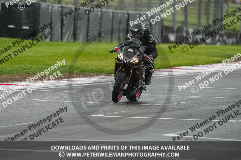 donington no limits trackday;donington park photographs;donington trackday photographs;estoril;event digital images;motorbikes;no limits;no limits trackdays;peter wileman photography;portugal;trackday;trackday digital images;trackday photos